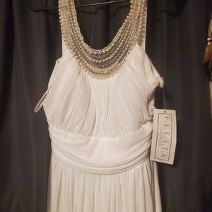 Fiesta fashion wedding dress white